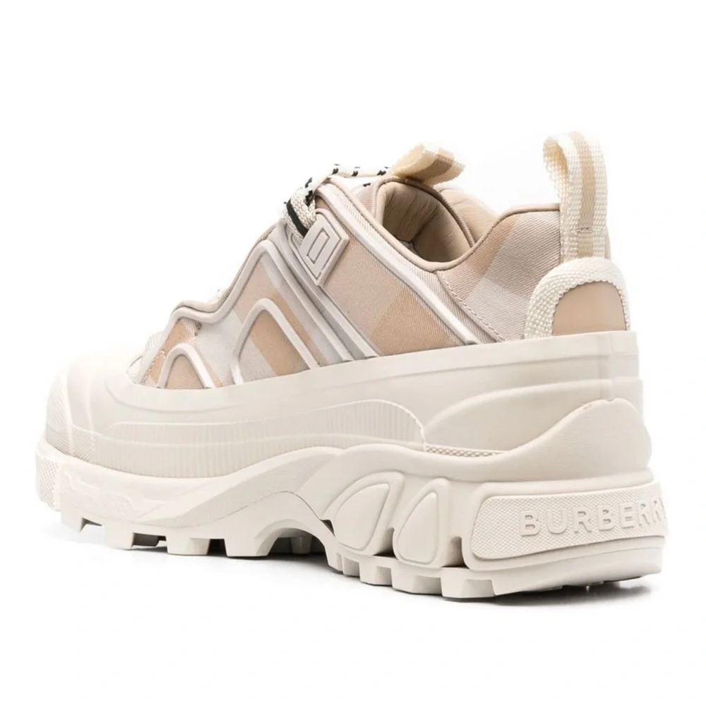 Burberry Arthur Check Sneakers - Picture 2 of 14